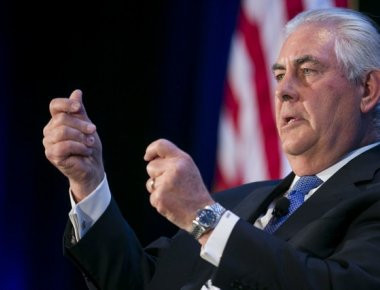 Ρεξ Τίλερσον: «Προειδοποίηση κατά της Β. Κορέας και άλλων η αμερικανική πυραυλική επίθεση κατά της Συρίας» (βίντεο)